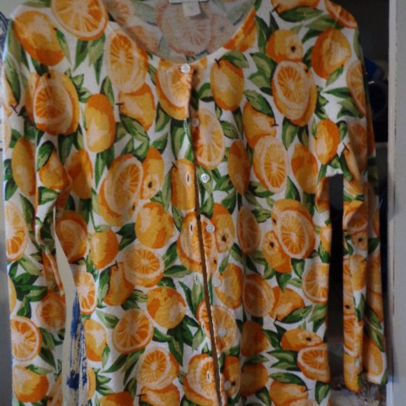 NWOT Garnet Hill Signature Merino Cardigan S Oranges Print Button Down - Picture 8 of 9